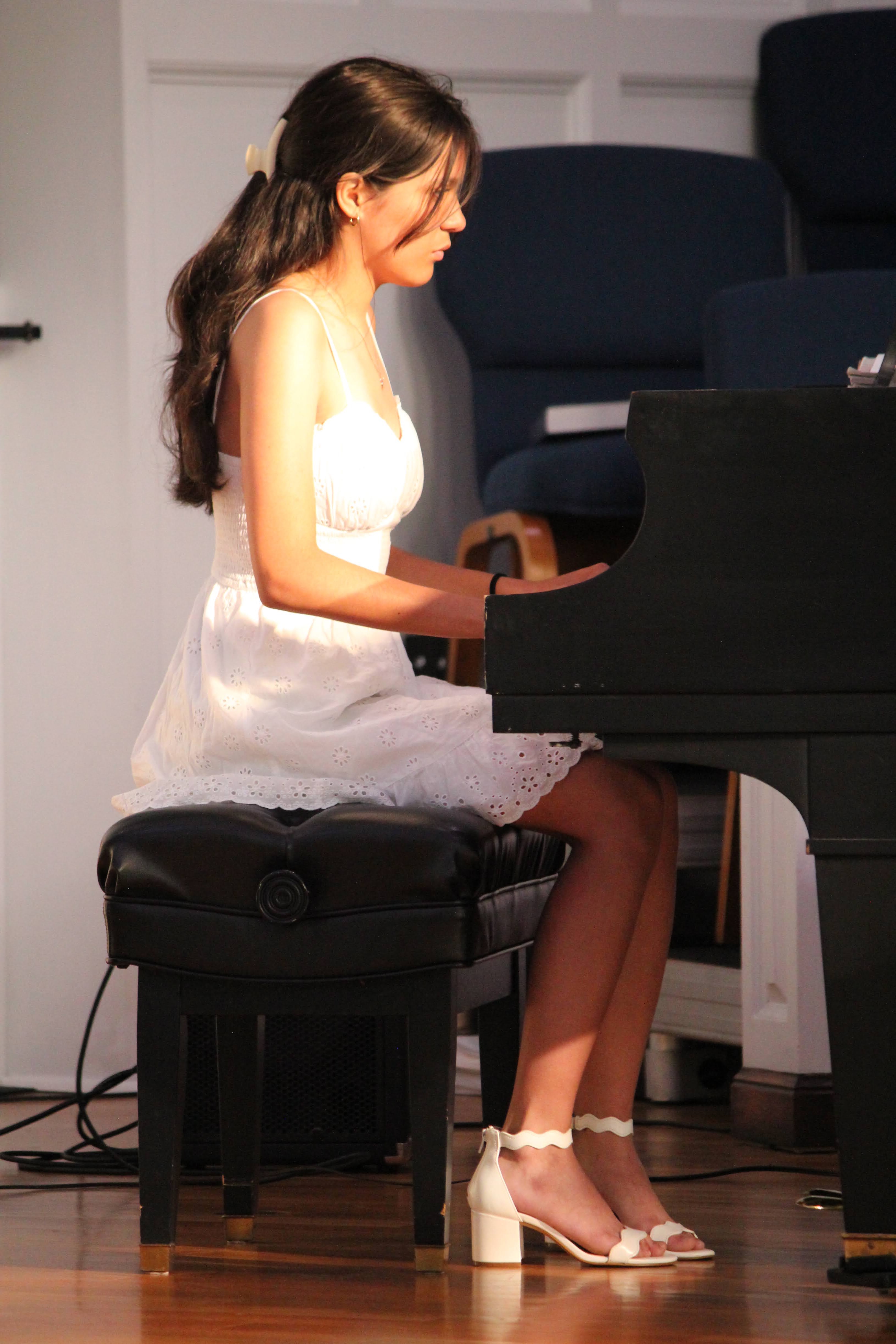 Cit Piano Student